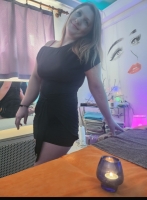 Eszter erős kezű masszőz  érint 3. Ker. 